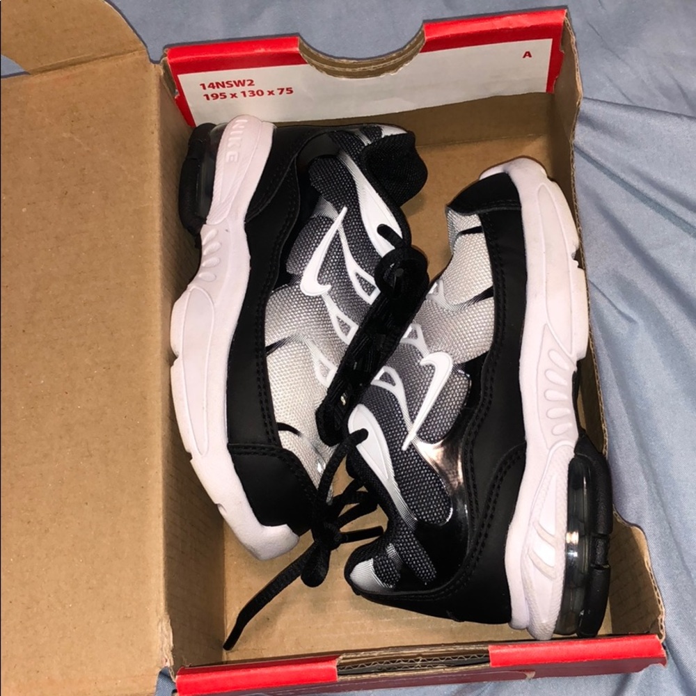 Air max plus 6c black & white